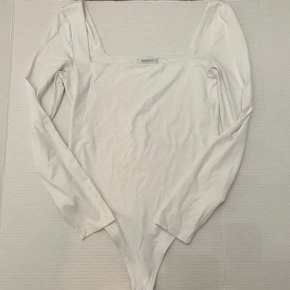 ⚪ Aritzia  Babaton Women’s Contour Squareneck Longsleeve Bodysuit Size Large ⚪ - Picture 6 of 12